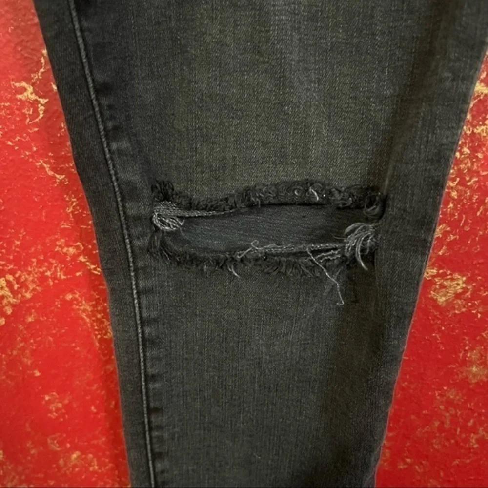 FRAME DENIM Le Skinny De Jeanne Black Ripped Knees Fray Hem Jeans Denim 31 - Picture 6 of 10